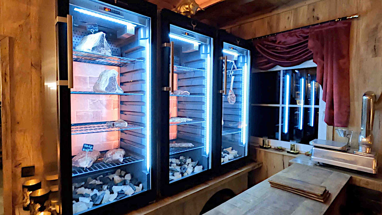 Location Smoking Lounge GOLDHORN BEEFCLUB Berlin location-smoking-lounge-goldhorn-beefclub-berlin